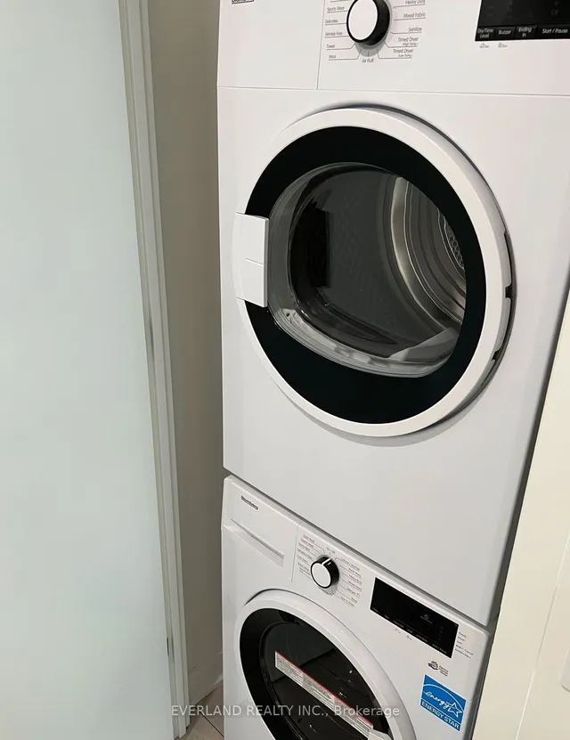 Additional image 10 of 55 Charles St Unit 2201