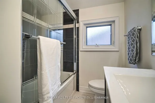 Additional image 32 of 41 Hardwick Crt