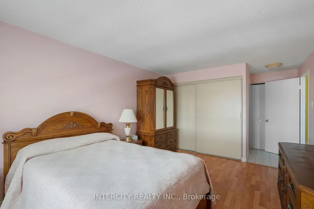 Additional image 19 of 61 Markbrook Lane Unit PH3