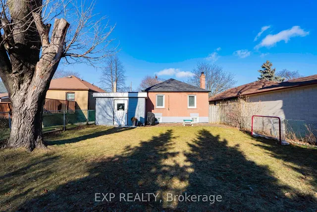 Additional image 34 of 17 Camrose Cres