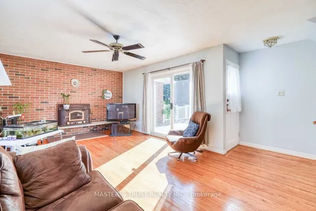 Additional image 6 of 1 Prince Hal Cres
