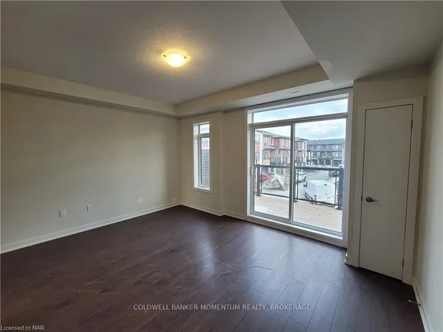 Additional image 7 of 590 North Service Rd Unit 25