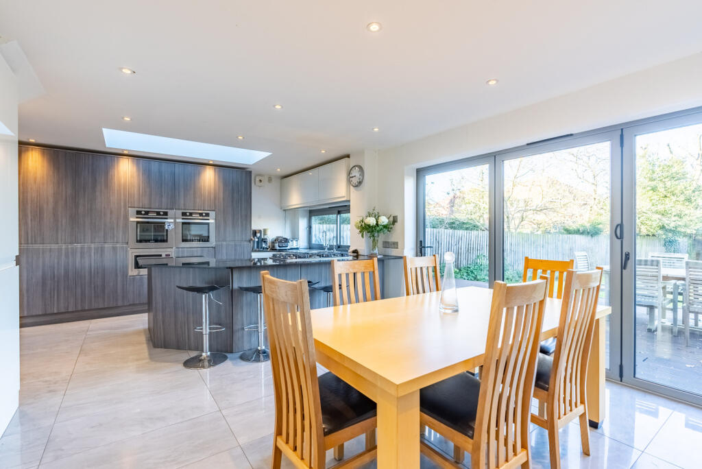 Additional image 2 of Ox Lane, Harpenden, Hertfordshire, AL5