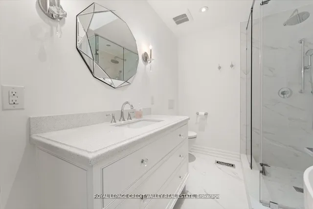 Additional image 27 of 128 Laurel Ave