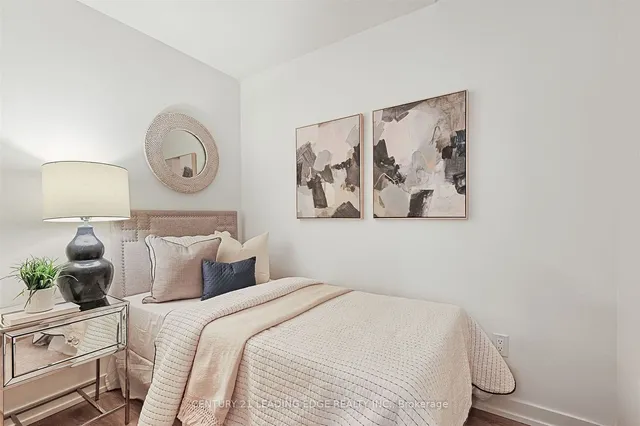 Additional image 35 of 164 Logan Ave Unit TH127