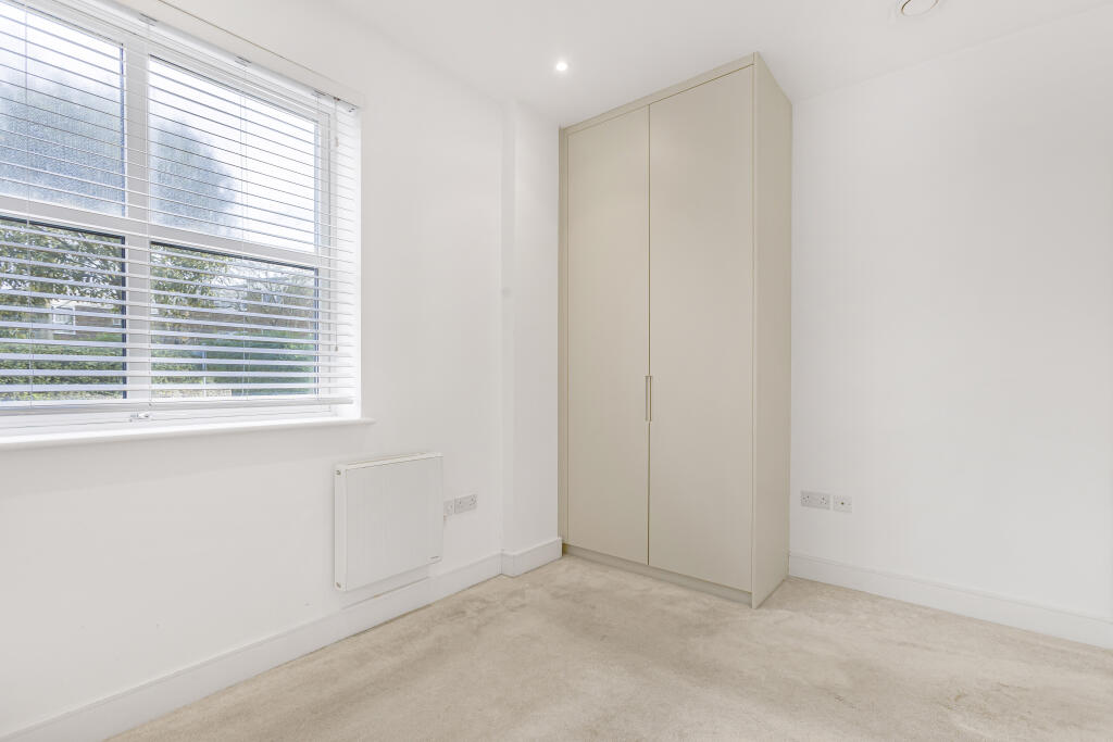 Additional image 9 of Great North Road, Hatfield, Hertfordshire, AL9