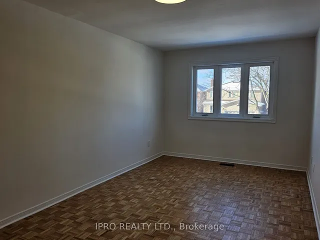 Additional image 19 of 23 Woodlot Cres