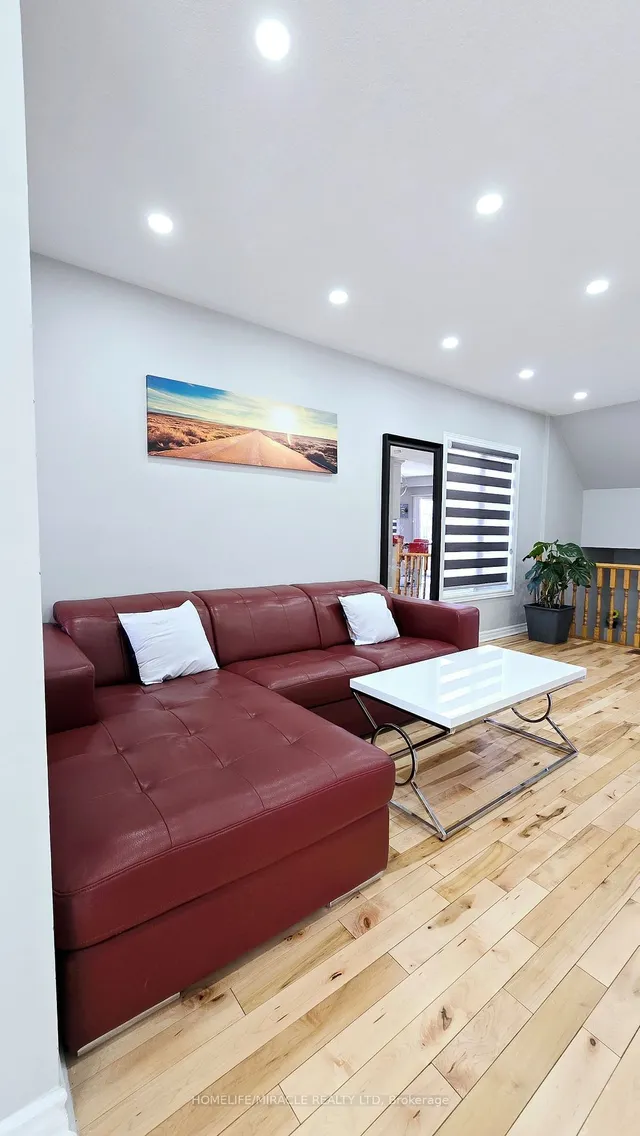 Additional image 36 of 33 Atira Ave