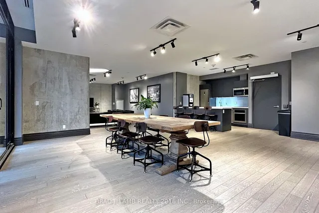 Additional image 27 of 608 Richmond St Unit 520