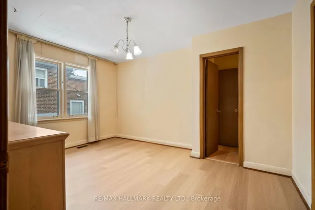 Additional image 10 of 34 Linelle St