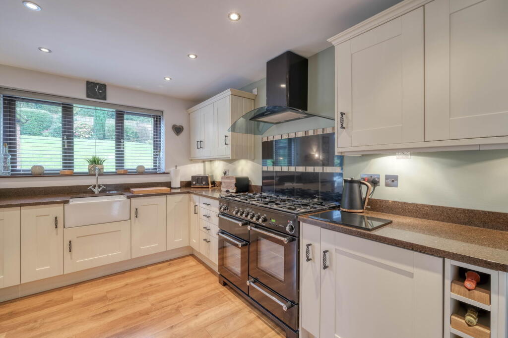 Additional image 4 of Valley Close, Callow Hill, Redditch B97 5YY