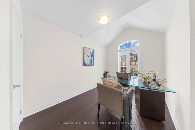 Additional image 28 of 27 Goldthread Terr