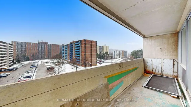 Additional image 31 of 2 Glamorgan Ave Unit 605