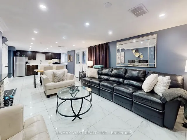 Additional image 19 of 120 Hadrian Dr