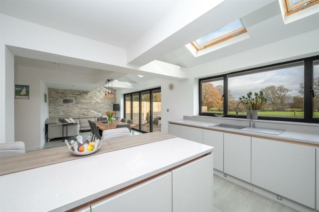 Additional image 32 of Regency Drive, Kings Coughton, Alcester