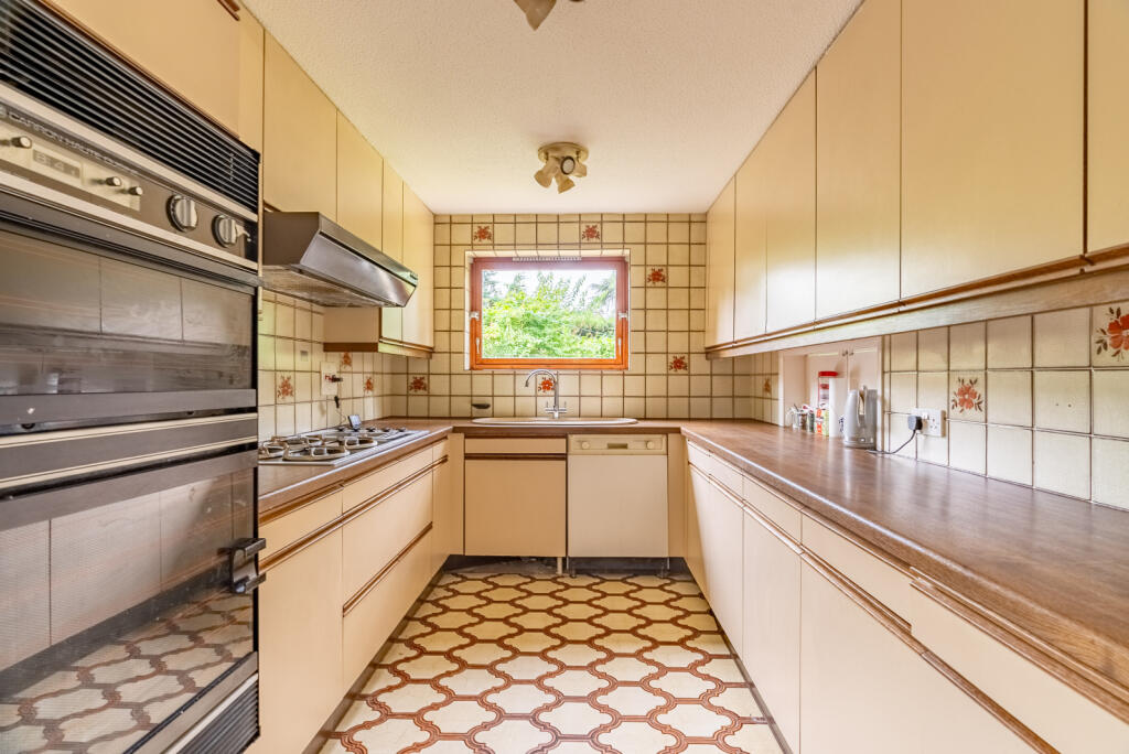 Additional image 6 of Beech Way, Wheathampstead, St. Albans, Hertfordshire, AL4