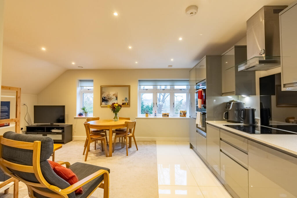 Additional image 5 of Cross Way, Harpenden, Hertfordshire, AL5