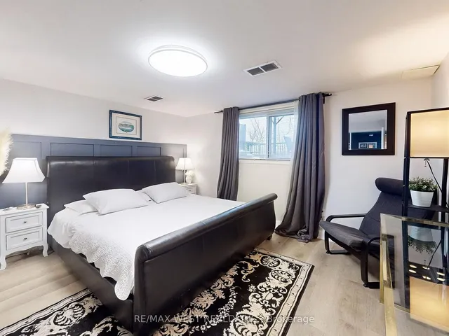 Additional image 23 of 120 Hadrian Dr