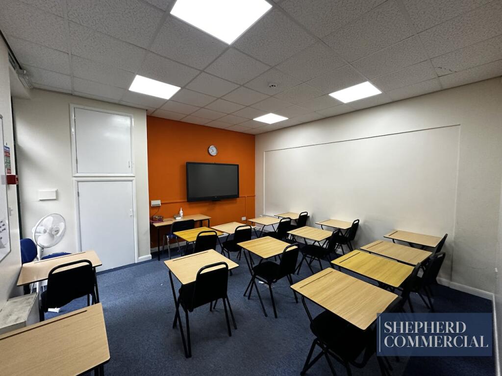 Additional image 4 of 3 & 5 Wharf House, Waterside, Solihull, B90 1UE