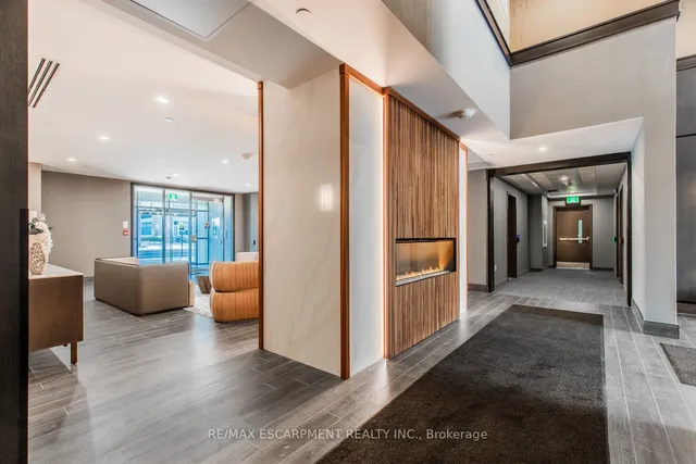 Additional image 6 of 470 Dundas St Unit 214