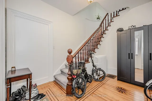 Additional image 16 of 492 Locust St