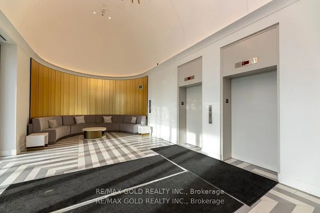 Additional image 30 of 10 Gibbs St Unit 621