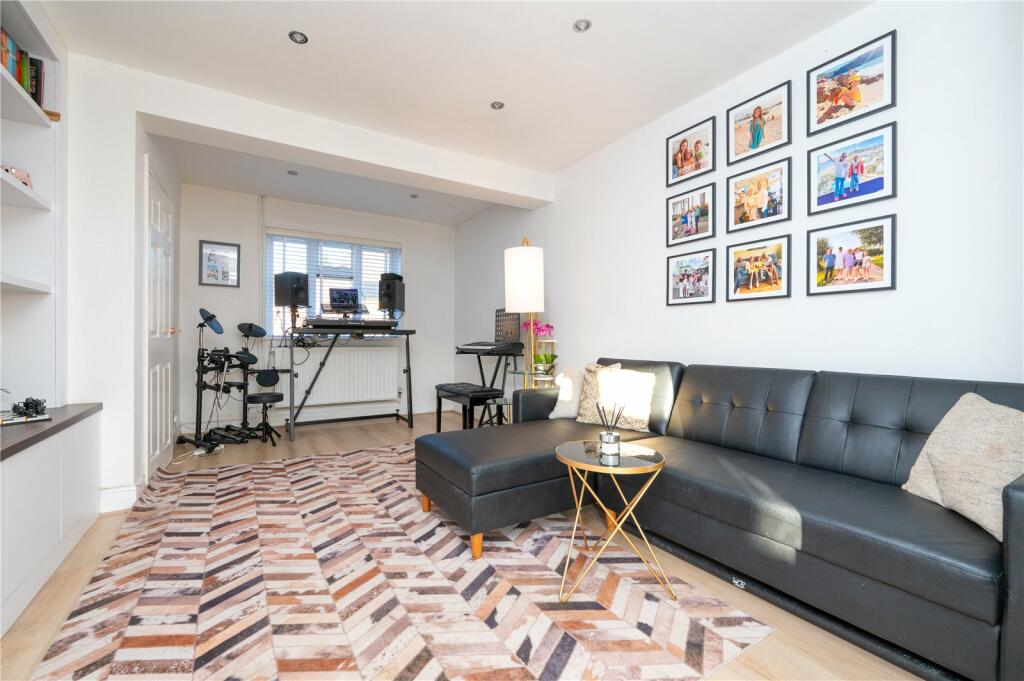 Additional image 4 of Cavan Drive, St. Albans, Hertfordshire