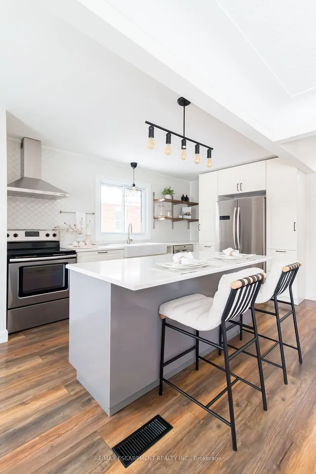 Additional image 11 of 374 East 16th St