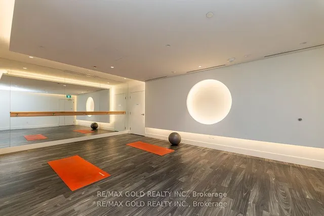 Additional image 28 of 10 Gibbs St Unit 621