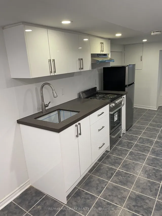 Additional image 15 of 414 Dundas St