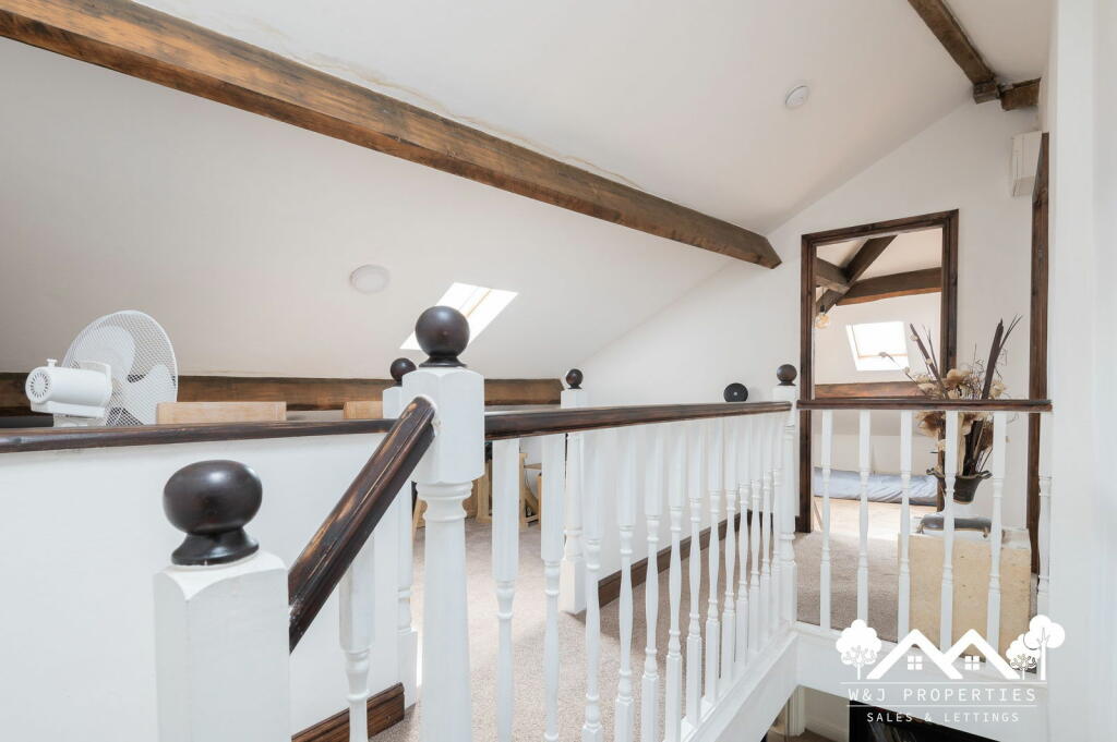 Additional image 31 of Blackburn Road, Darwen, BB3