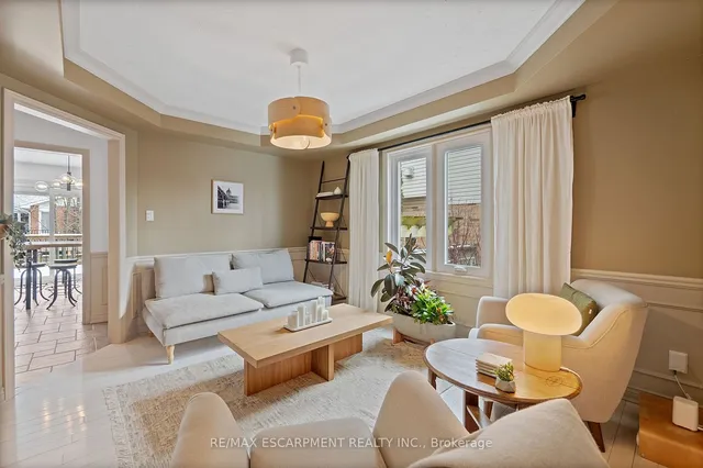 Additional image 9 of 45 STRATHROY Cres