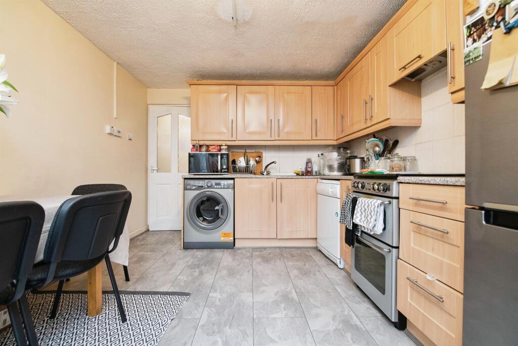 Additional image 24 of Thomas Crescent, Smethwick