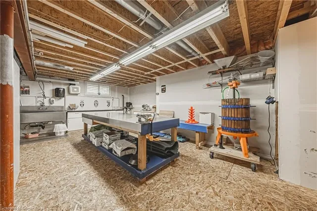 Additional image 29 of 1214 #8 Hwy