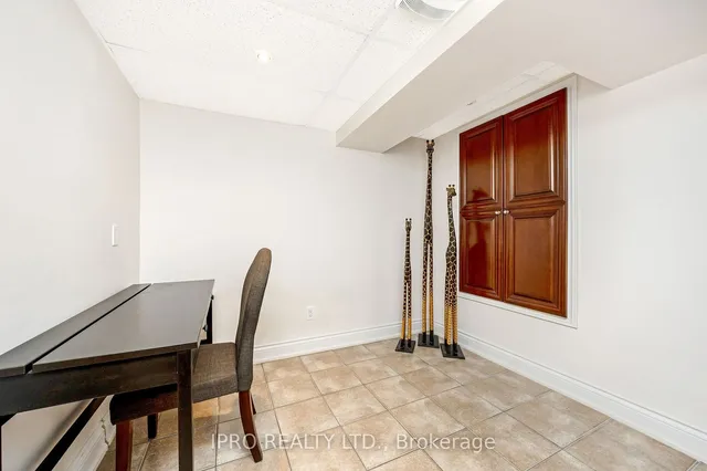 Additional image 33 of 39 Silver Egret Rd