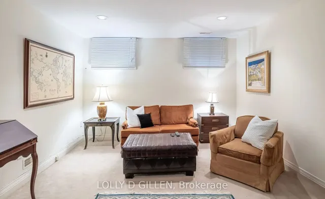 Additional image 19 of 470 Melrose Ave