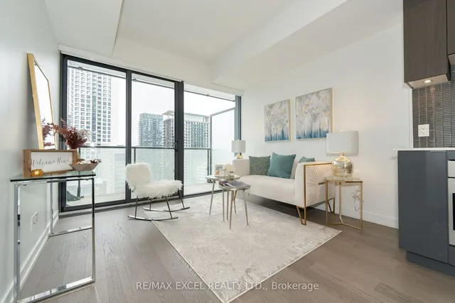 Additional image 12 of 161 Roehampton Ave Unit 1913