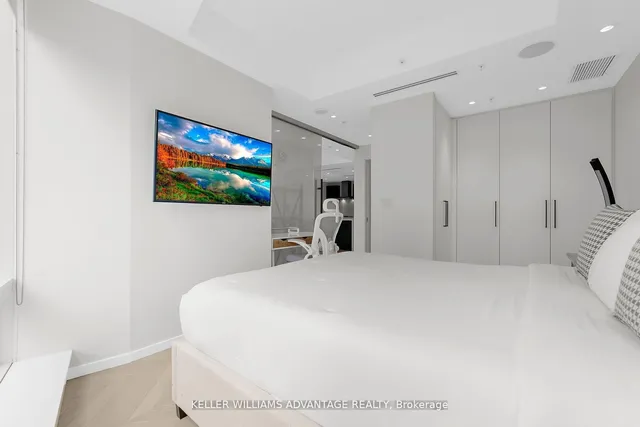 Additional image 18 of 180 University Ave Unit 2104