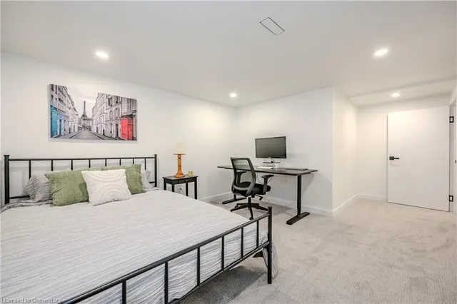 Additional image 38 of 586 Weber St