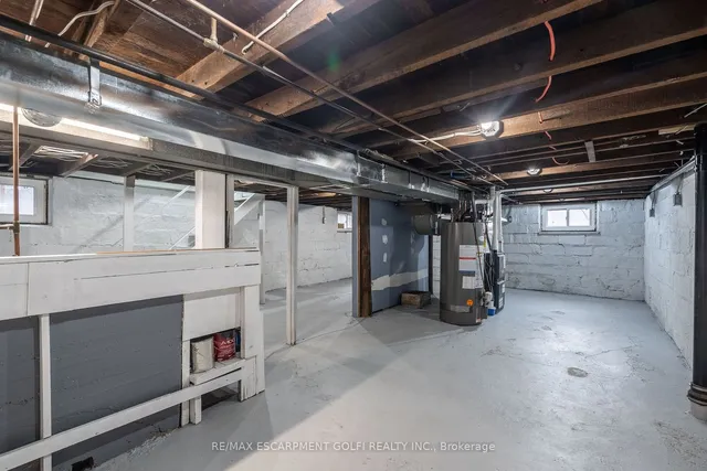 Additional image 32 of 50 Whitfield Ave