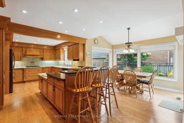 Additional image 12 of 2008 Grenville Dr