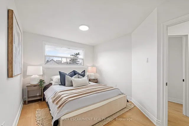 Additional image 13 of 20 Walter Ave