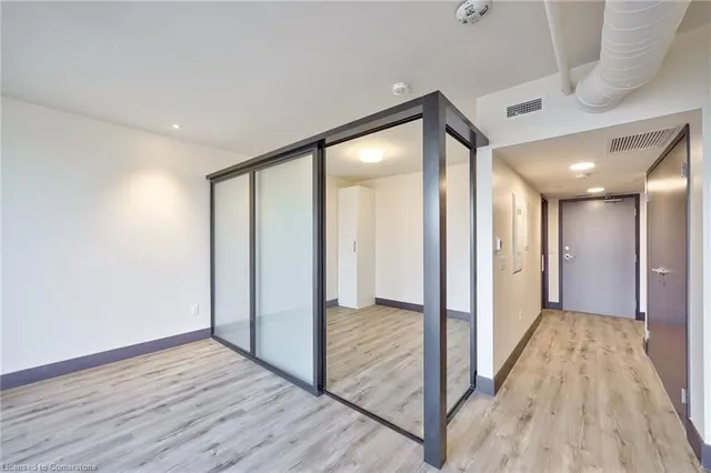 Additional image 21 of 121 King Street East Unit 505