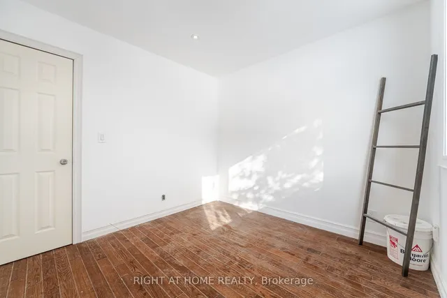 Additional image 14 of 41 Tofield Cres