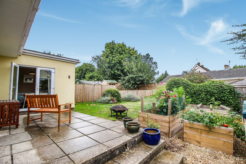 Additional image 16 of Langholm Avenue, Warminster