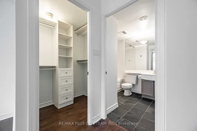 Additional image 18 of 600 Queens Quay Unit SPH07