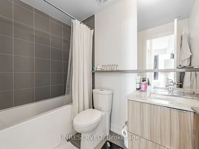 Additional image 24 of 6 Parkwood Ave Unit 811