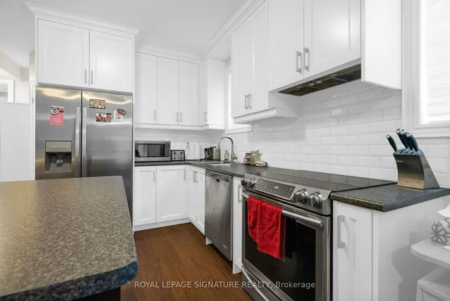 Additional image 28 of 22 Harding Ave