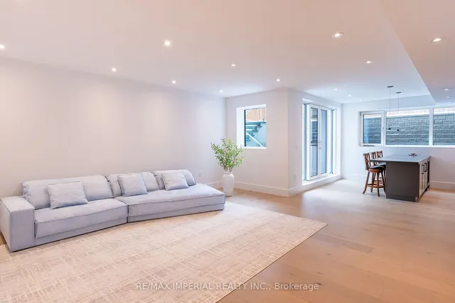 Additional image 34 of 2108 Devon Rd