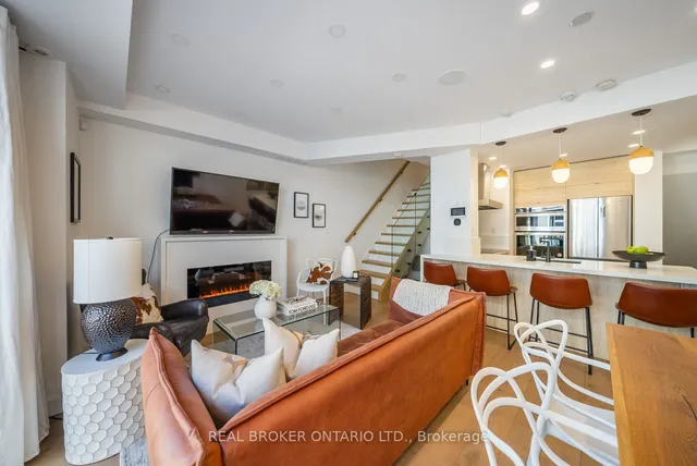 Additional image 11 of 32 Stadium Rd Unit 355